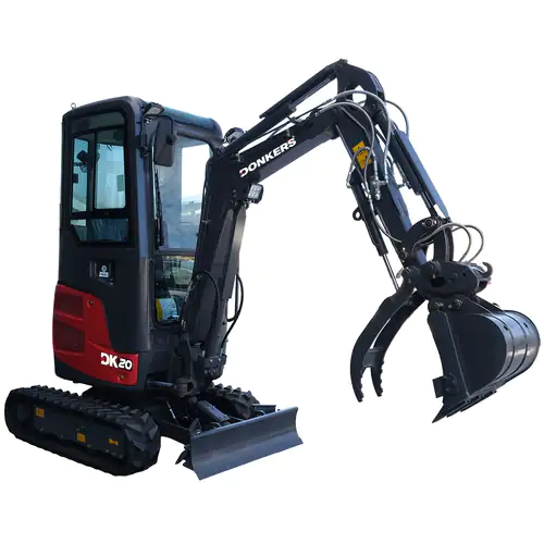 Mini Giratória Donker´s DK20 Pro c/Cabine, 18 HP 2 Velocidades e Joysticks